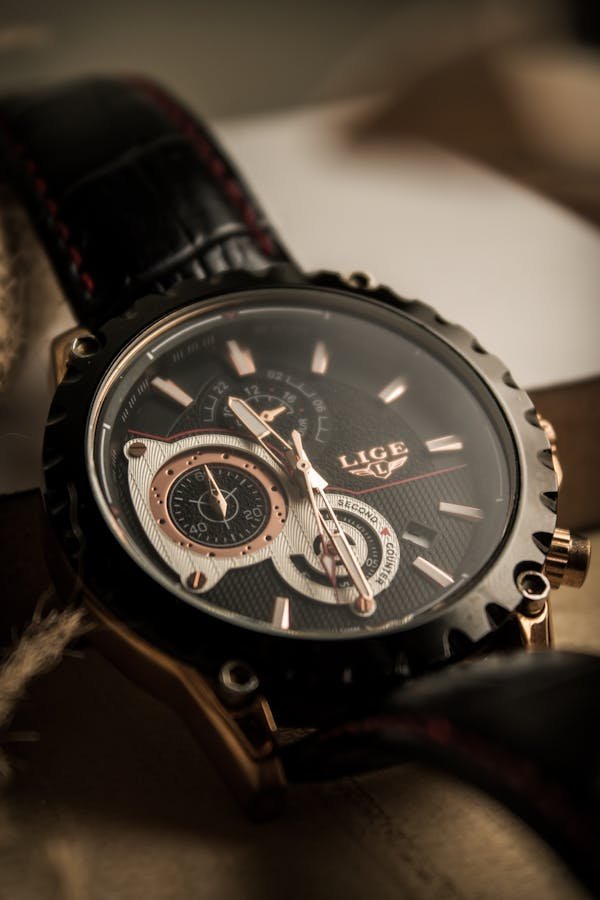 Top 5 astuces pour identifier une montre de luxe